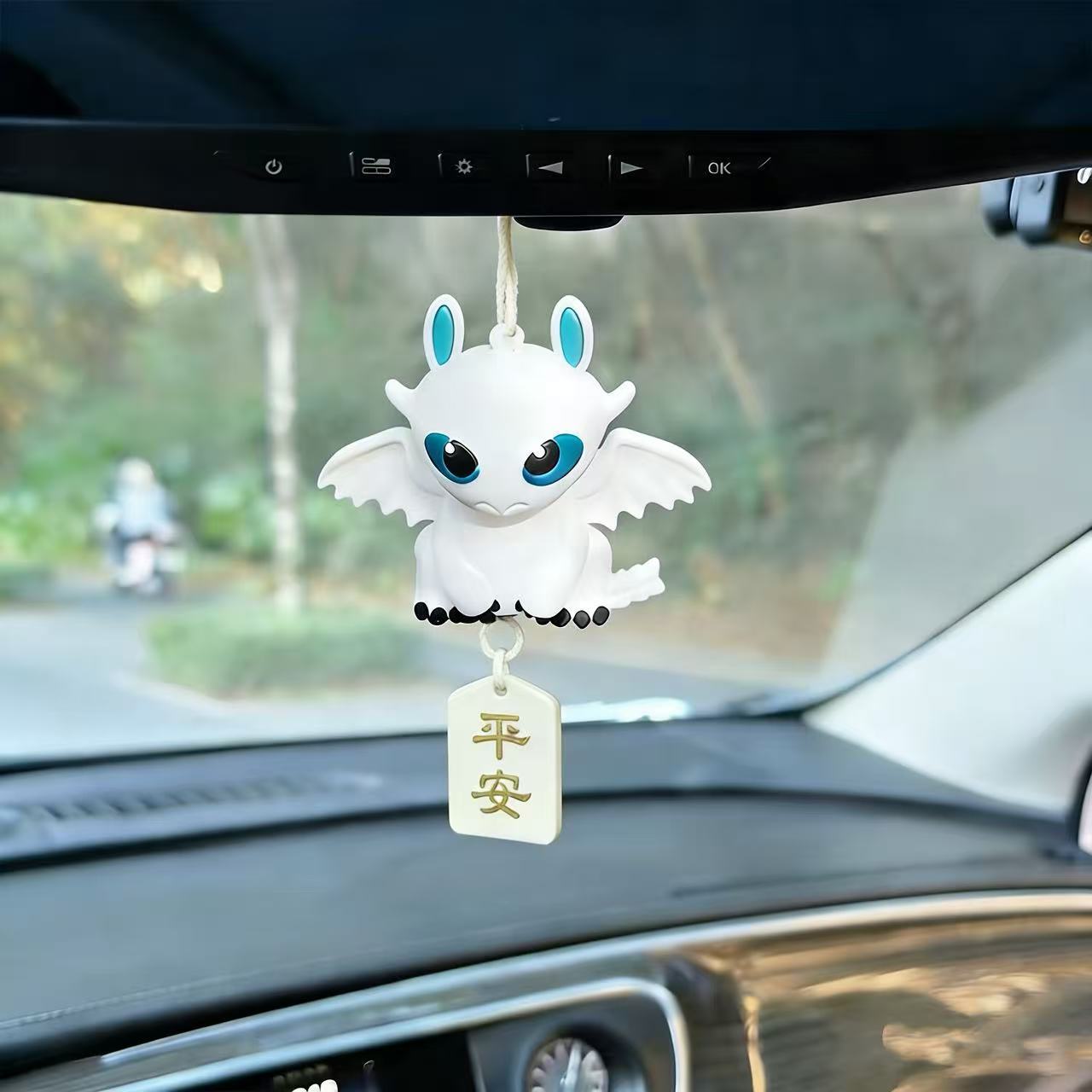 Boneka gantung mobil tanpa gig - Car Accessories Cute ulasan dan harga