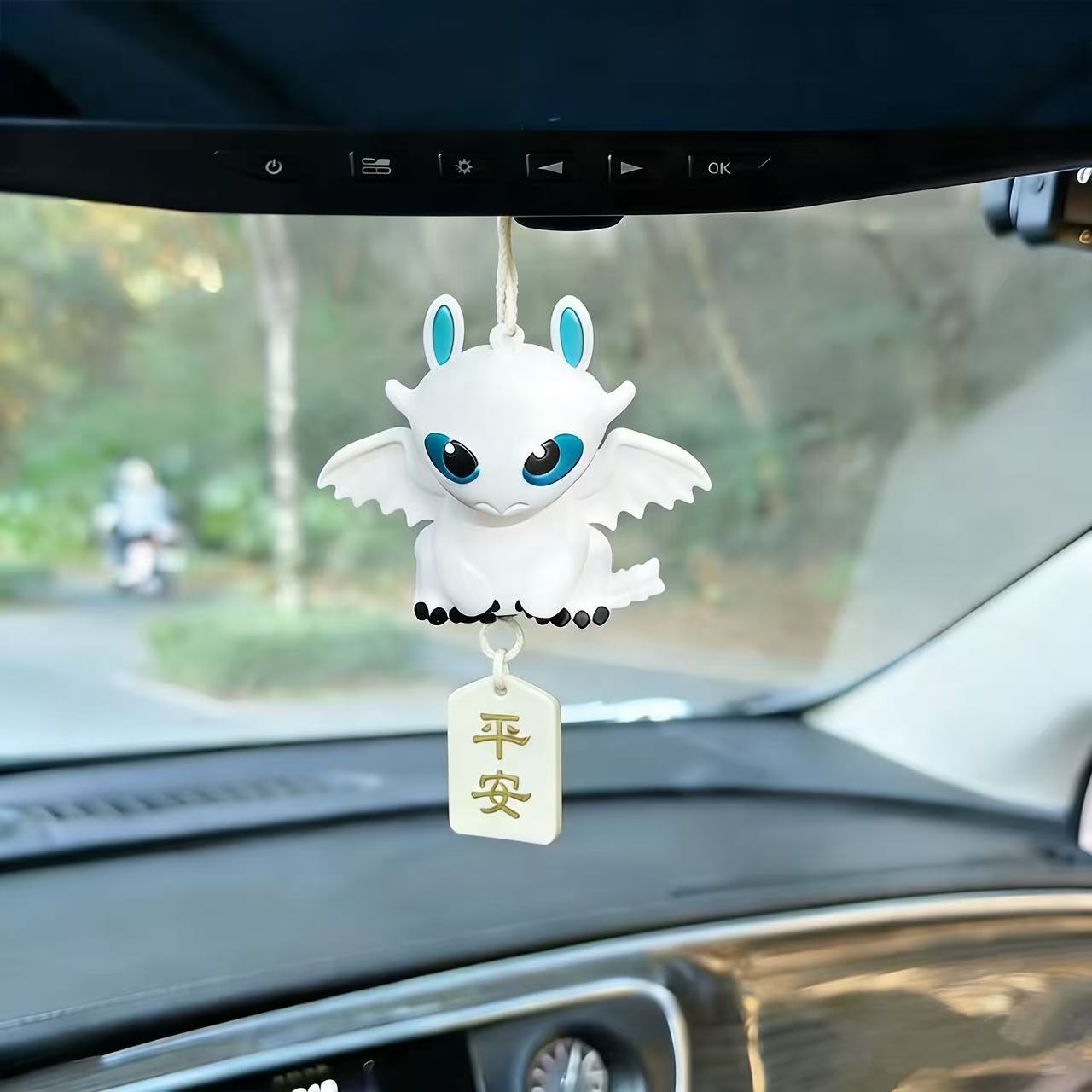Boneka gantung mobil tanpa gig - Car Accessories Cute ulasan dan harga
