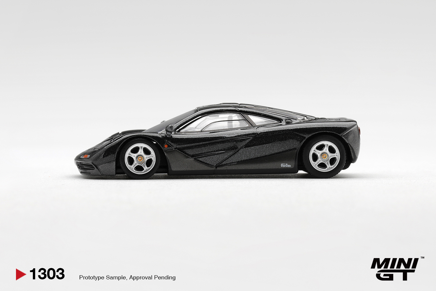 MINIGT 1/64 McLaren F1 Biru Hi - Car Accessories For Boys ulasan dan harga